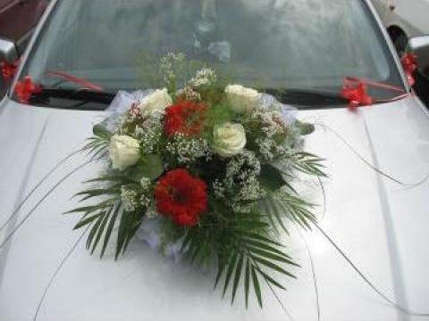 Aranjament masina, aranjamente florale pentru nunti