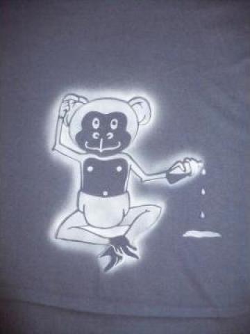 Tricou Airbrush de la Crazymonkey Ltd