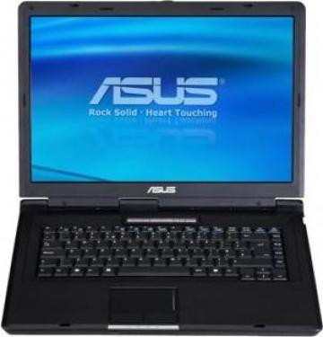 Laptop Asus x58c-ap001d, 2gb ram, 160gb hdd! de la Betan Computers Serv S.r.l.