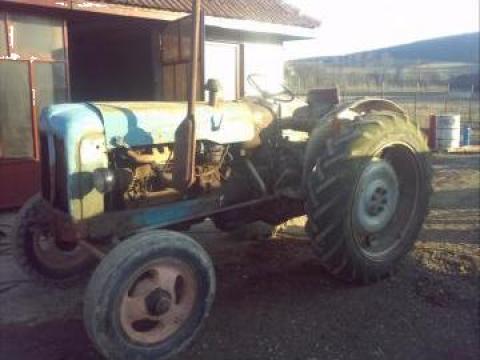 Tractor Ebro 55 de la 