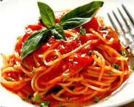 Spaghete cu sos de rosii de la Angels Gastronomia Deluxe Srl