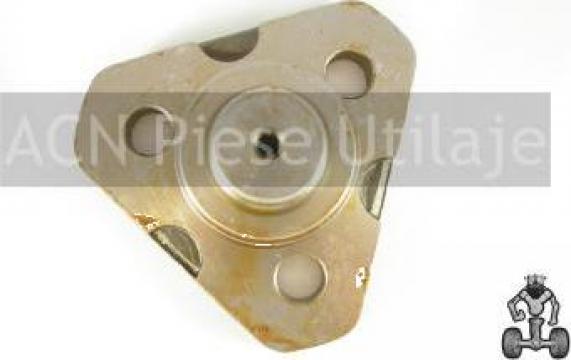 Pivot inferior pentru tractor Massey Ferguson 6495