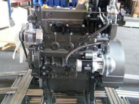 Motor Yanmar 4TNV98T de la Terra Parts & Machinery Srl
