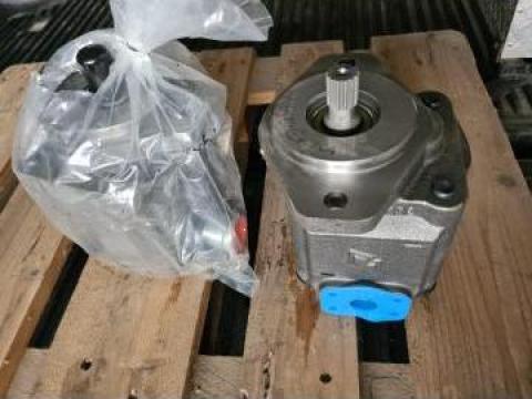 Pompe hidraulice pentru buldoexcavatoare de la Auto-Kodin Srl