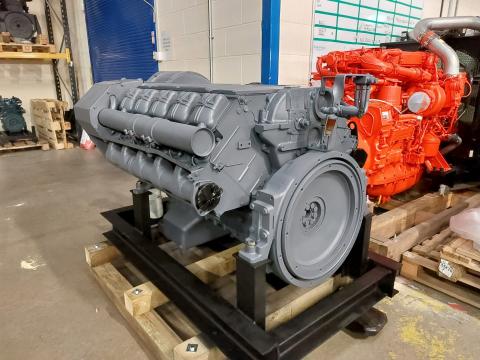 Motor Deutz F10L413 - nou de la Engine Parts Center Srl