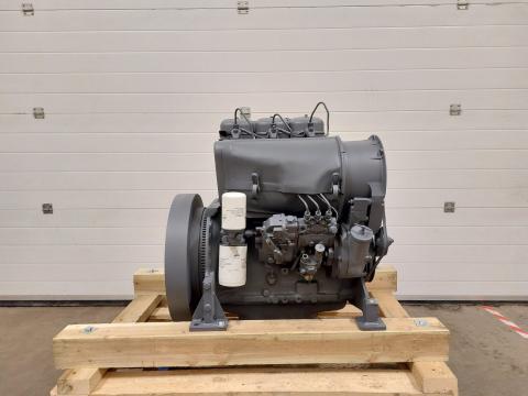 Motor Deutz F3L912 - second de la Engine Parts Center Srl