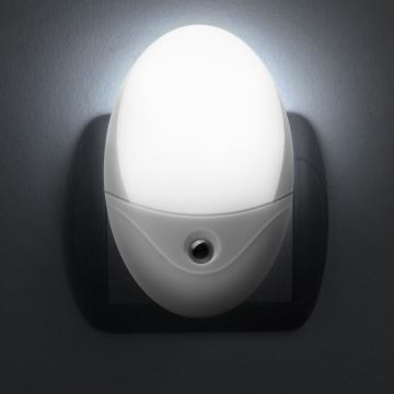 Lumina de veghe cu senzor - 240 V - alb de la Rykdom Trade Srl