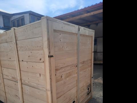 Cutii din lemn de la Atg Contact Srl