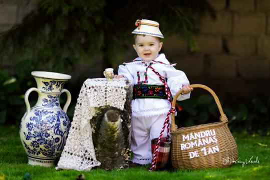 Costum popular pentru baieti de Maramures set complet