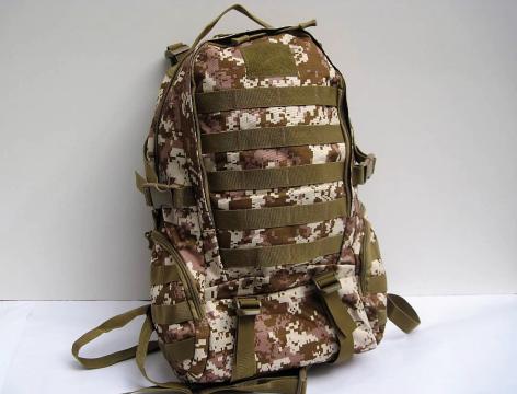 Rucsac rezistent - camuflaj de la Tanaret Exim Srl