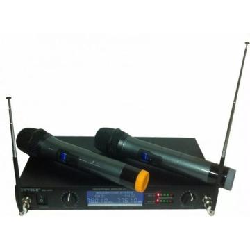 Set de microfoane profesionale wireless si receiver UHF