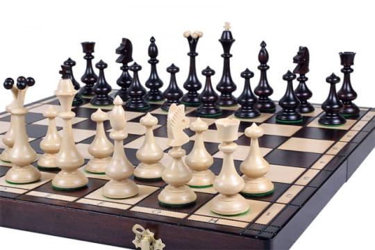 Set sah Chess Beskid de la Chess Events Srl