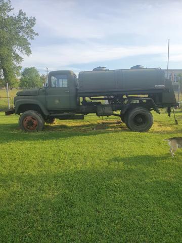 Camion de armata Bucegi SRD de la Sc Vismario Star Srl