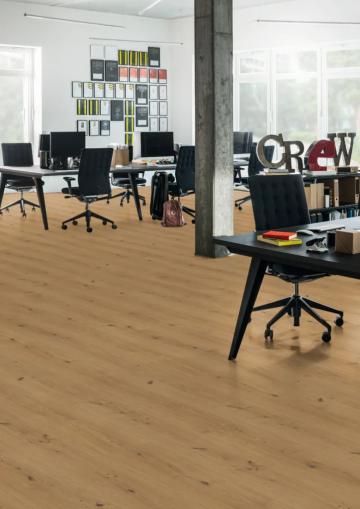 Parchet laminat Egger EL2137 Cadiz Eiche honig 10 mm de la Visaria Design Srl.