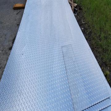 Tabla striata pentru vehicule utilitare de la H Metal Srl