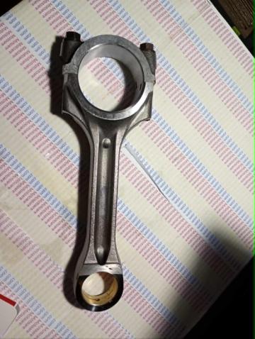 Biela motor Kubota v2403 v2203 17311-22010 de la Kubo Yanm Industrial Srl