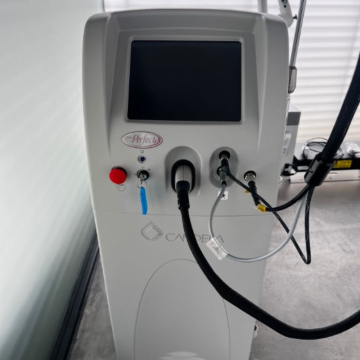 Laser tratamente dermatologice Candela Vbeam Perfecta 2022 de la 24fix Service