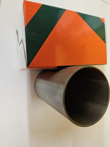 Cilindru camasa Kubota v3300 liner, camasa piston