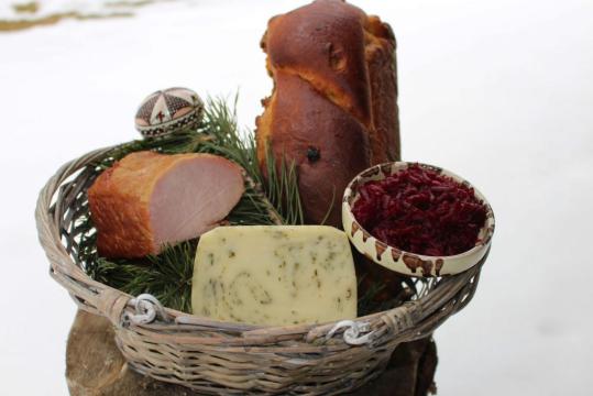 Cos de Paste Drag de Bucovina de la Nord Natural Hub Srl