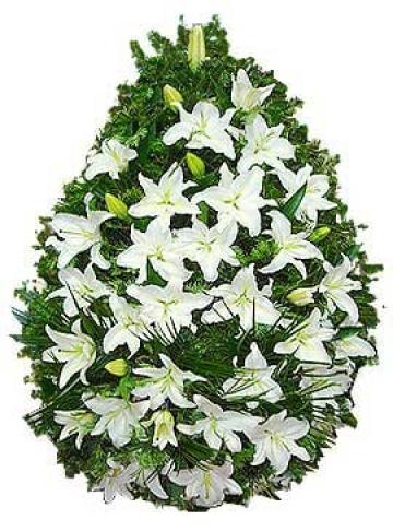 Coroana din crini 5 de la Casa Funerara Eva Srl