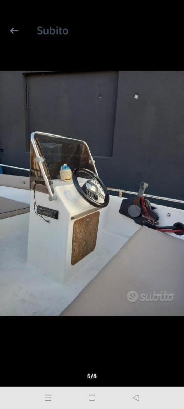Barca Sun Speed 15 de la Logistic Project & Consultanta SRL