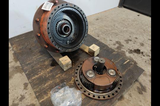 Transmisie finala punte spate stanga O&K L25 (ZF) de la PFP Auto Srl