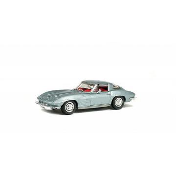 Macheta auto Chevrolet Corvette Stingray scara 1 43 Solido