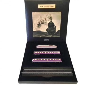 Macheta statica set tren Henschel Wegmann scara 1 220 (Z) de la Hobbyplanet Romania