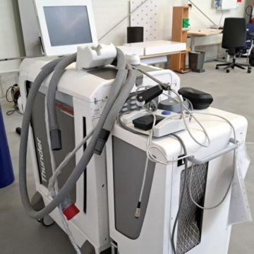 Laser tratamente corporale Quanta System Thunder MT 2019 de la 24fix Service