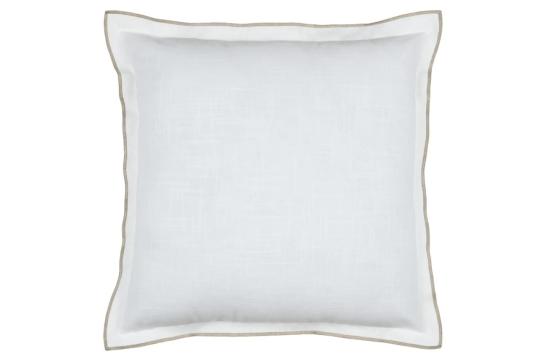 Perna decorativa Helios 45x45 cm, culoare alb, 100% bumbac de la URBANIX SRL